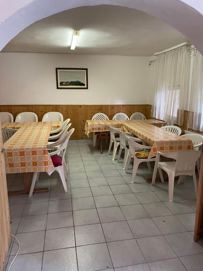 Horvath Vendeghaz Hotel Monosbel Exterior photo