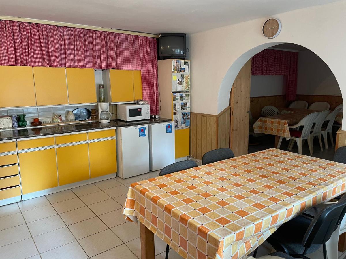 Horvath Vendeghaz Hotel Monosbel Exterior photo